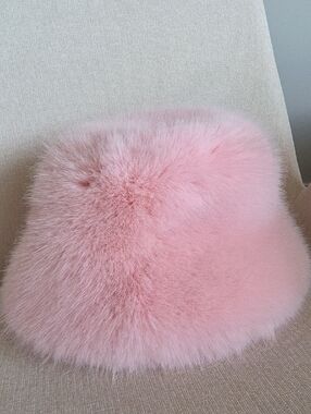 jocelyn Pink Faux Fur Bucket Hat